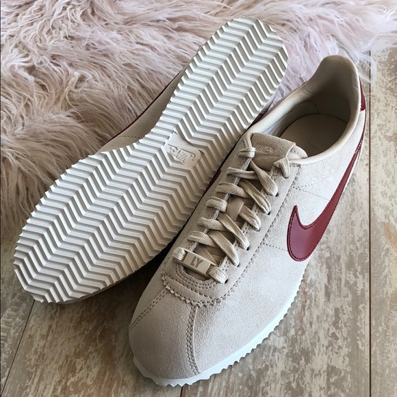 NWTNike ID Cortez Custom Suede - Picture 8 of 8
